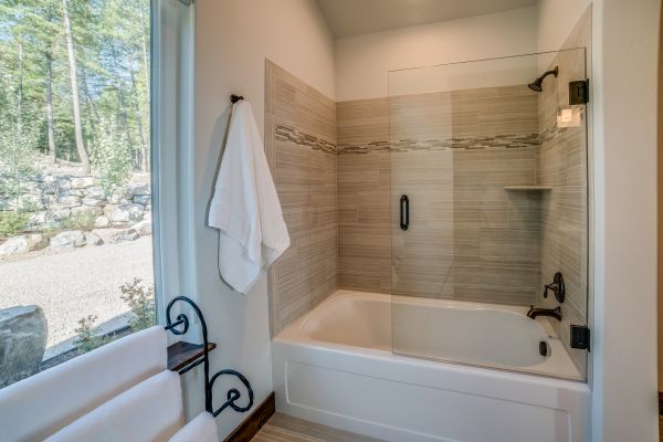 Cost of Tub Conversion Service in Gallatin