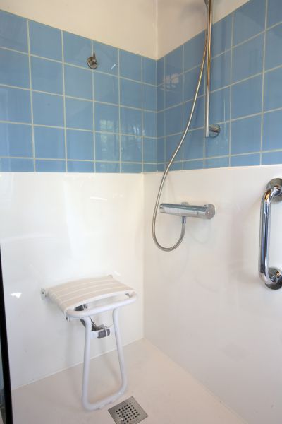 Cost of Elderly Shower Installation in Gallatin