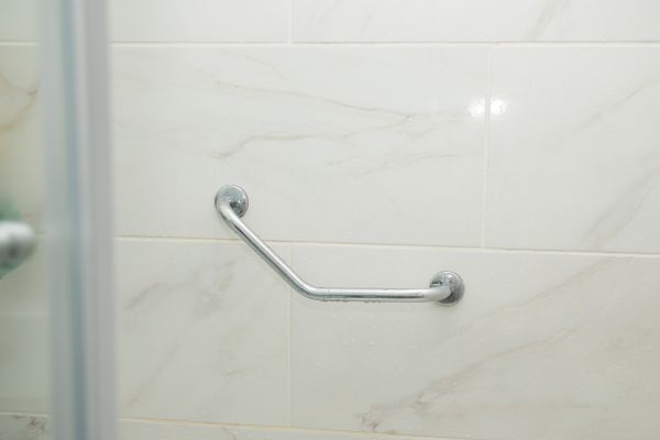 Cost of Mobility Shower Installation in Gallatin